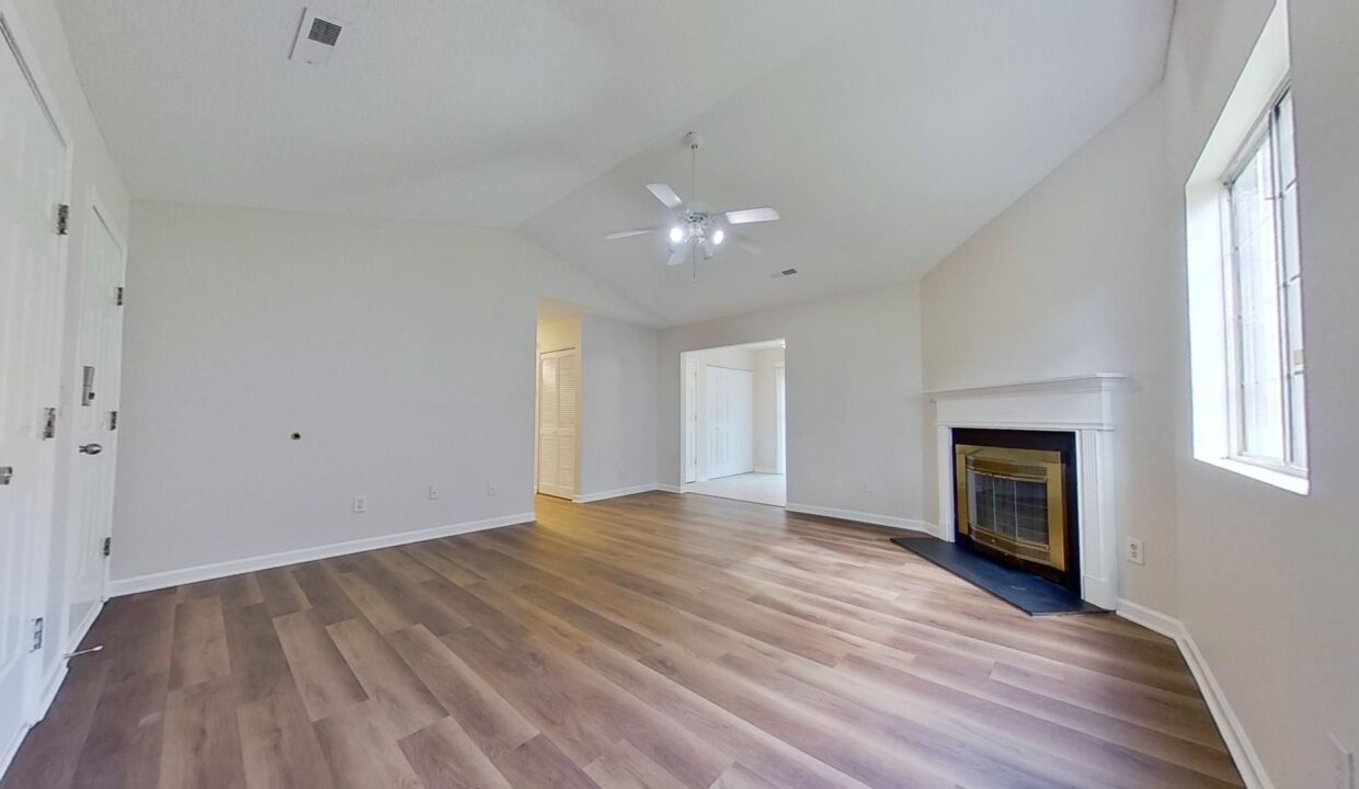 2465-Stratford-Crossing-Dr-Winston-Salem-NC-27103-20