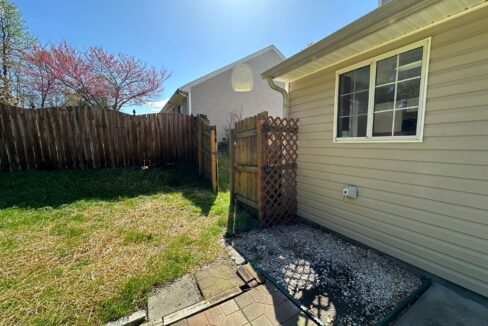 2465-Stratford-Crossing-Dr-Winston-Salem-NC-27103-27