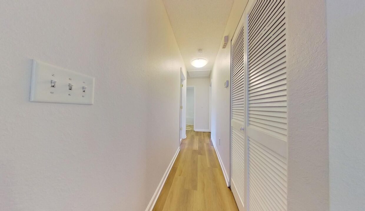 2465-Stratford-Crossing-Dr-Winston-Salem-NC-27103-28