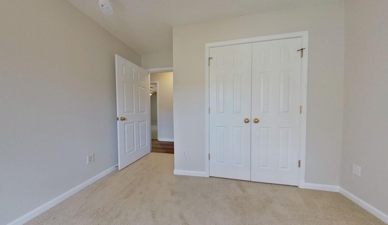 2465-Stratford-Crossing-Dr-Winston-Salem-NC-27103-30