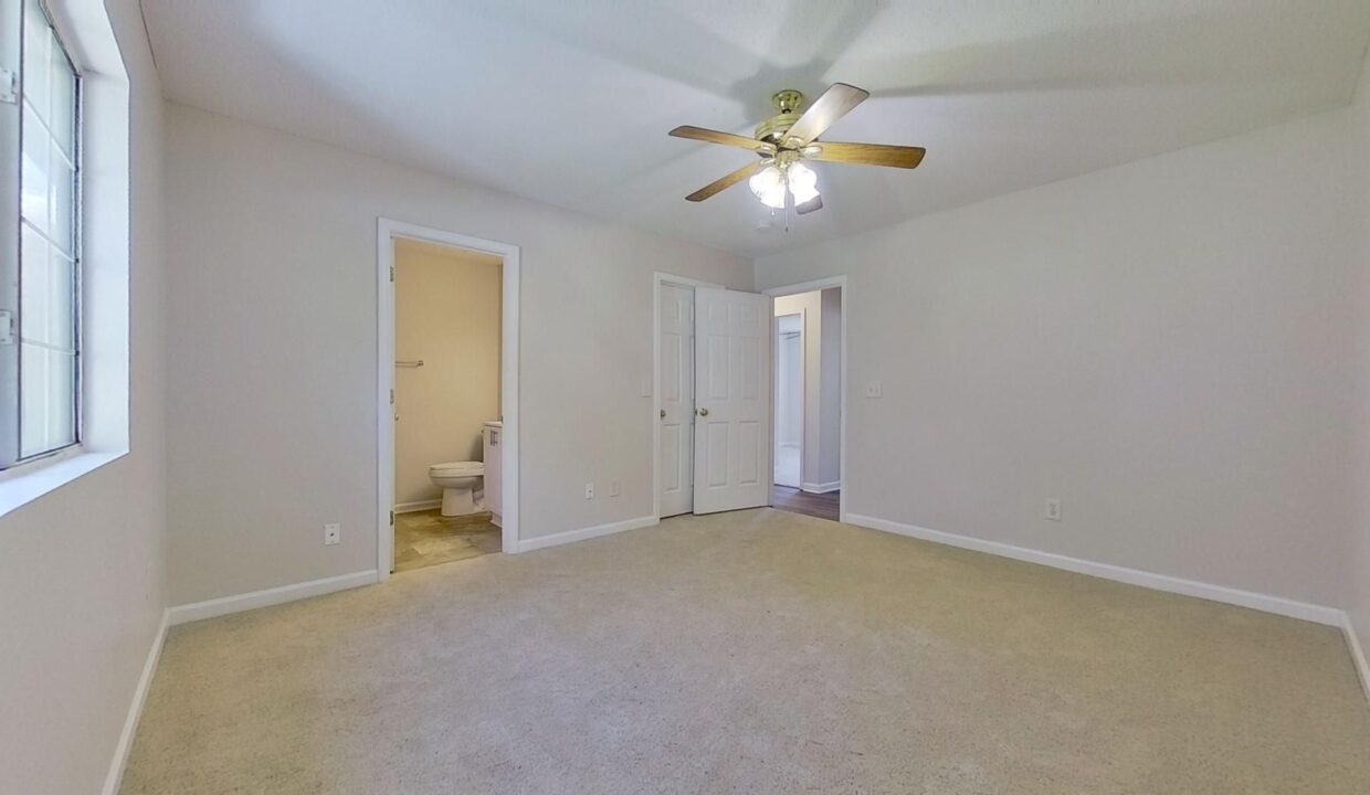 2465-Stratford-Crossing-Dr-Winston-Salem-NC-27103-31