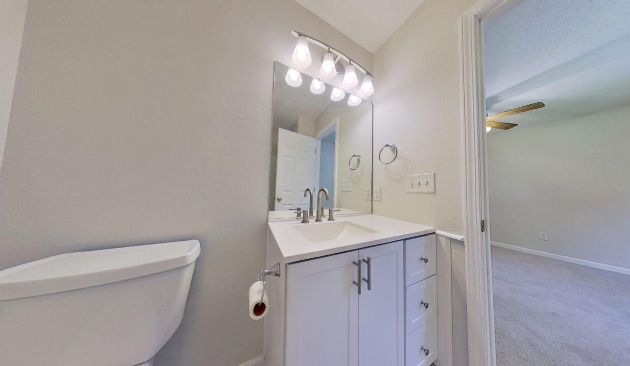 2465-Stratford-Crossing-Dr-Winston-Salem-NC-27103-32