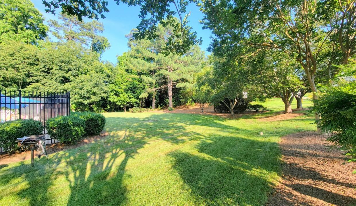 2611-Ivory-Run-Way-104-Raleigh-NC-27603-10