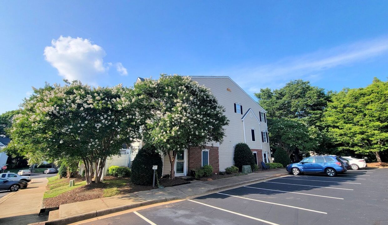 2611-Ivory-Run-Way-104-Raleigh-NC-27603-15