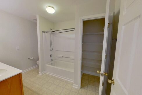 2611-Ivory-Run-Way-104-Raleigh-NC-27603-21
