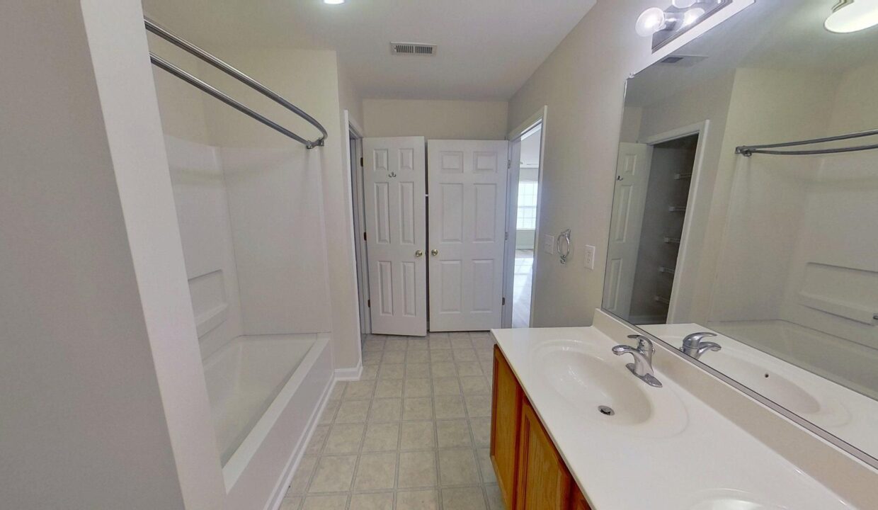 2611-Ivory-Run-Way-104-Raleigh-NC-27603-23