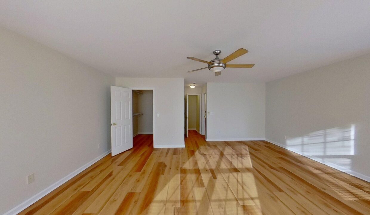 2611-Ivory-Run-Way-104-Raleigh-NC-27603-26