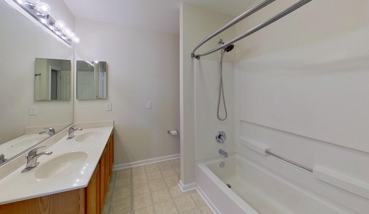 2611-Ivory-Run-Way-104-Raleigh-NC-27603-29