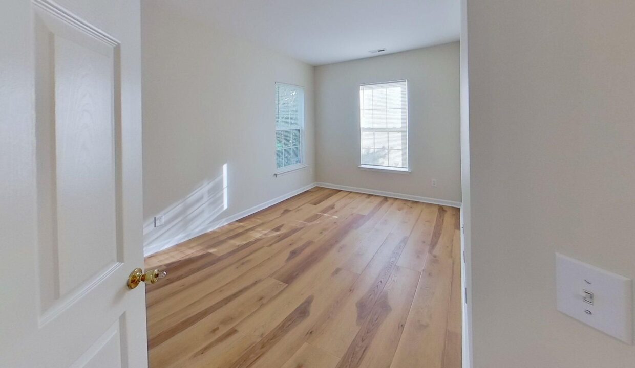 2611-Ivory-Run-Way-104-Raleigh-NC-27603-32