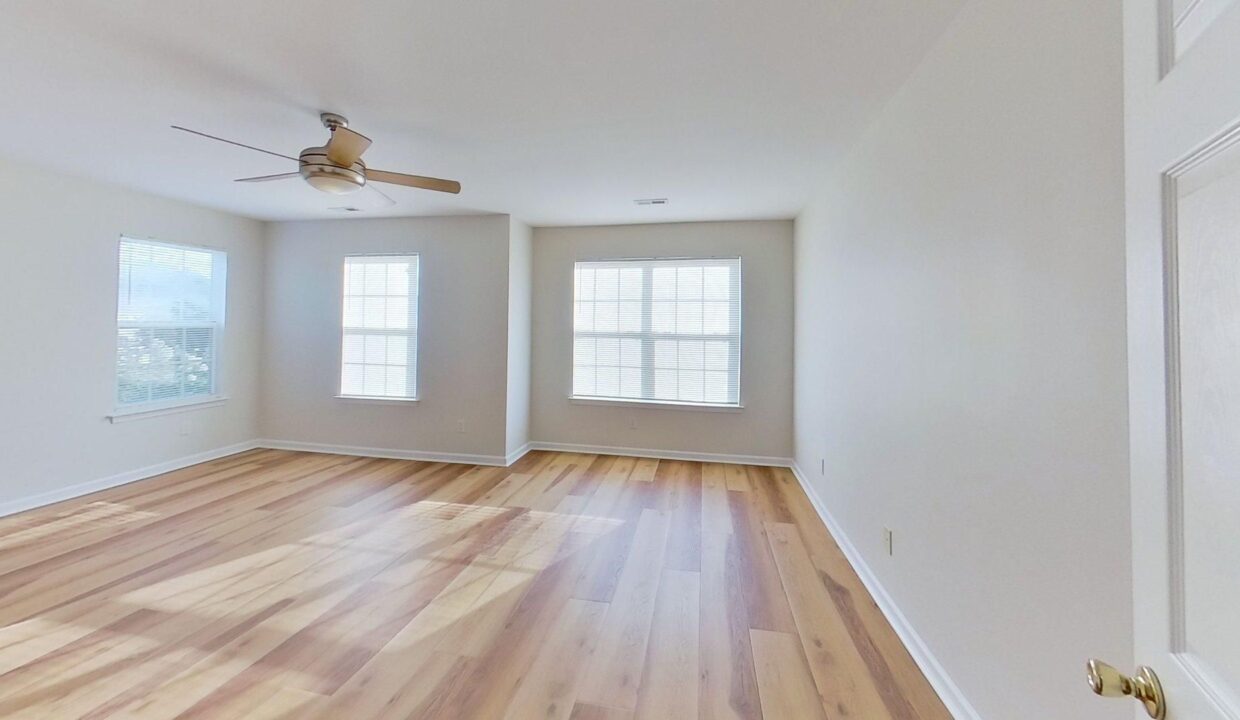 2611-Ivory-Run-Way-104-Raleigh-NC-27603-33