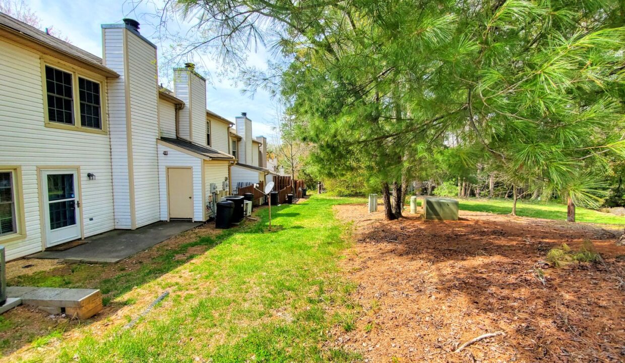 2748-Windy-Crossing-Winston-Salem-NC-27127-21