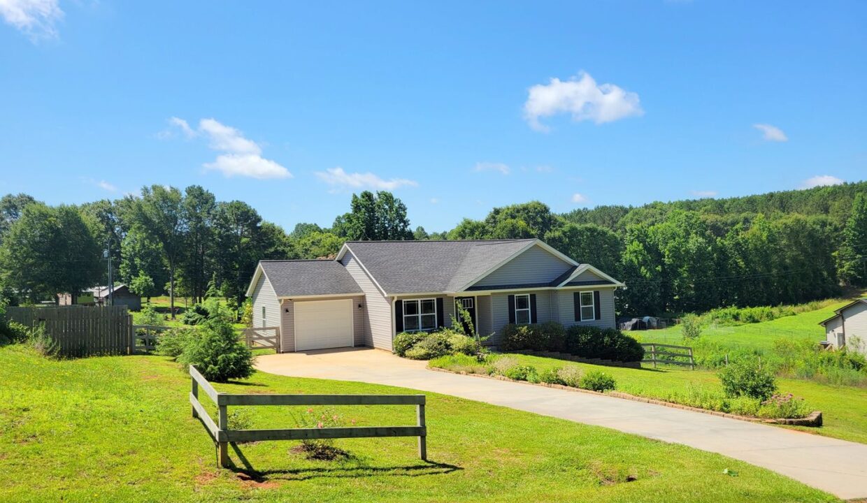 275-Scenic-Ave-Campobello-SC-29322-16