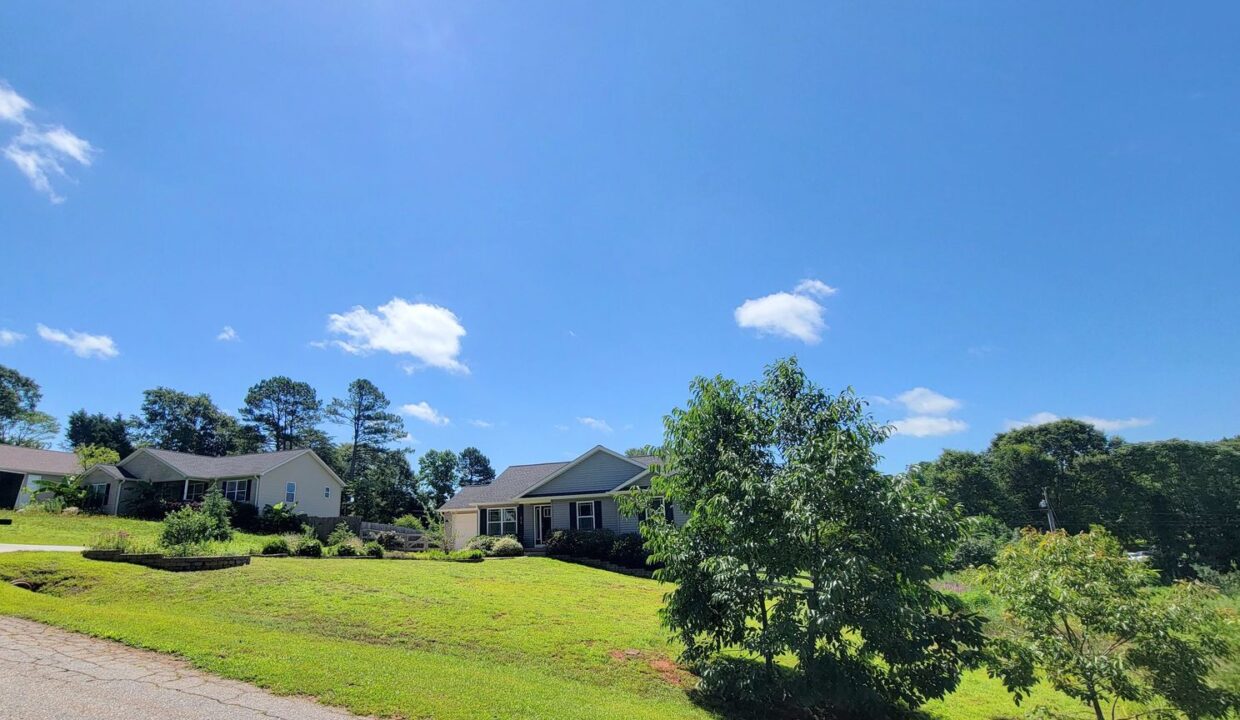 275-Scenic-Ave-Campobello-SC-29322-19