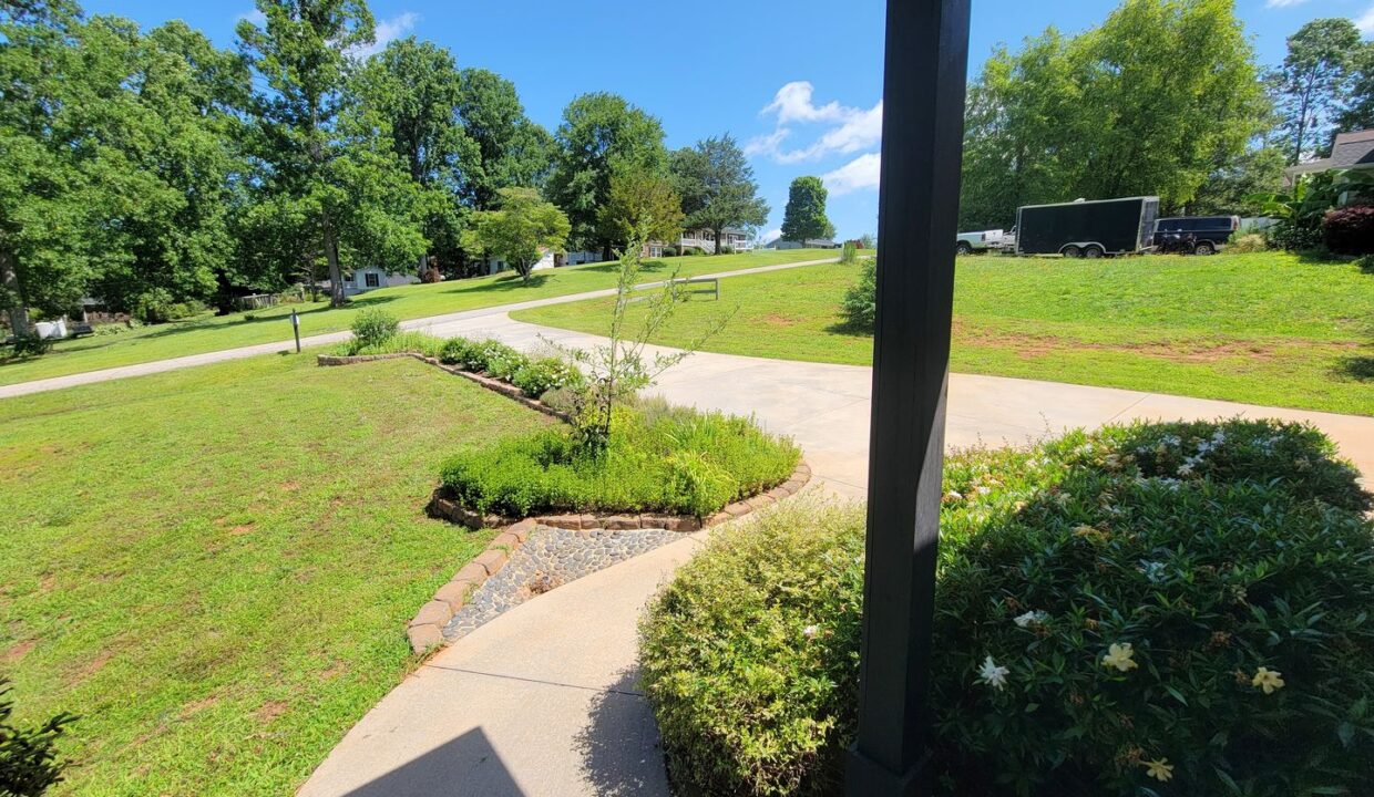 275-Scenic-Ave-Campobello-SC-29322-26