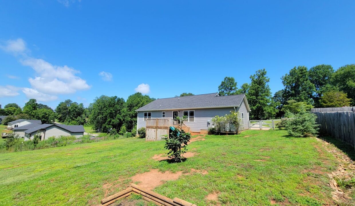 275-Scenic-Ave-Campobello-SC-29322-28
