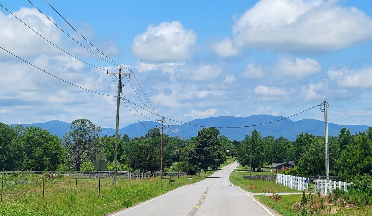 275-Scenic-Ave-Campobello-SC-29322-31