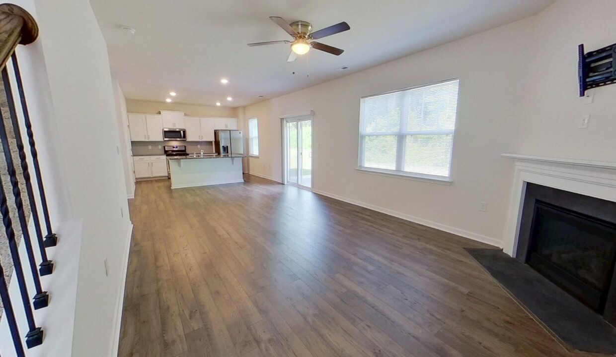 3004-Platinum-Pointe-Dr-Charlotte-NC-28227-14