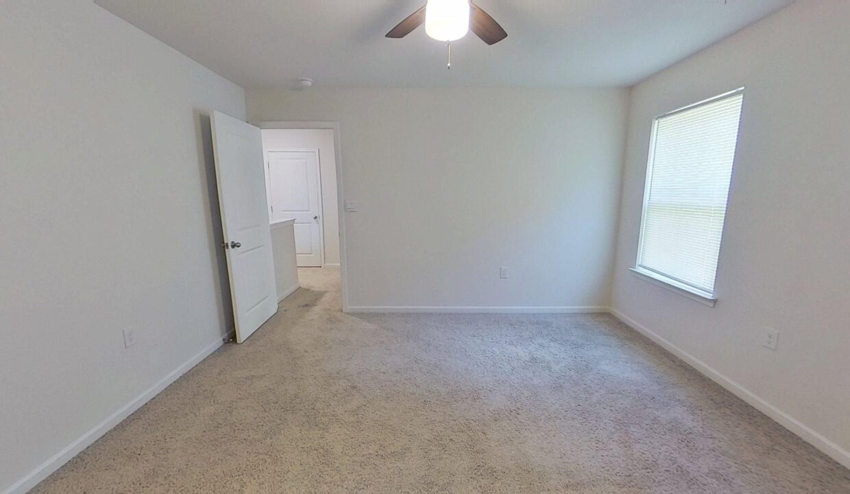 3004-Platinum-Pointe-Dr-Charlotte-NC-28227-17