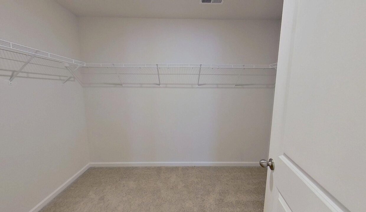 3004-Platinum-Pointe-Dr-Charlotte-NC-28227-23