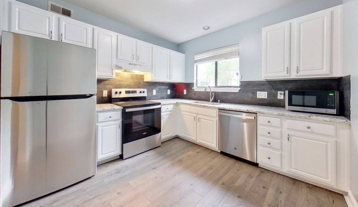 3009-Heathstead-Place-J-Charlotte-NC-28210-11