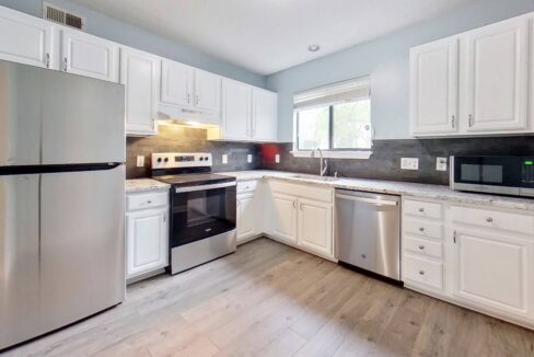 3009-Heathstead-Place-J-Charlotte-NC-28210-11