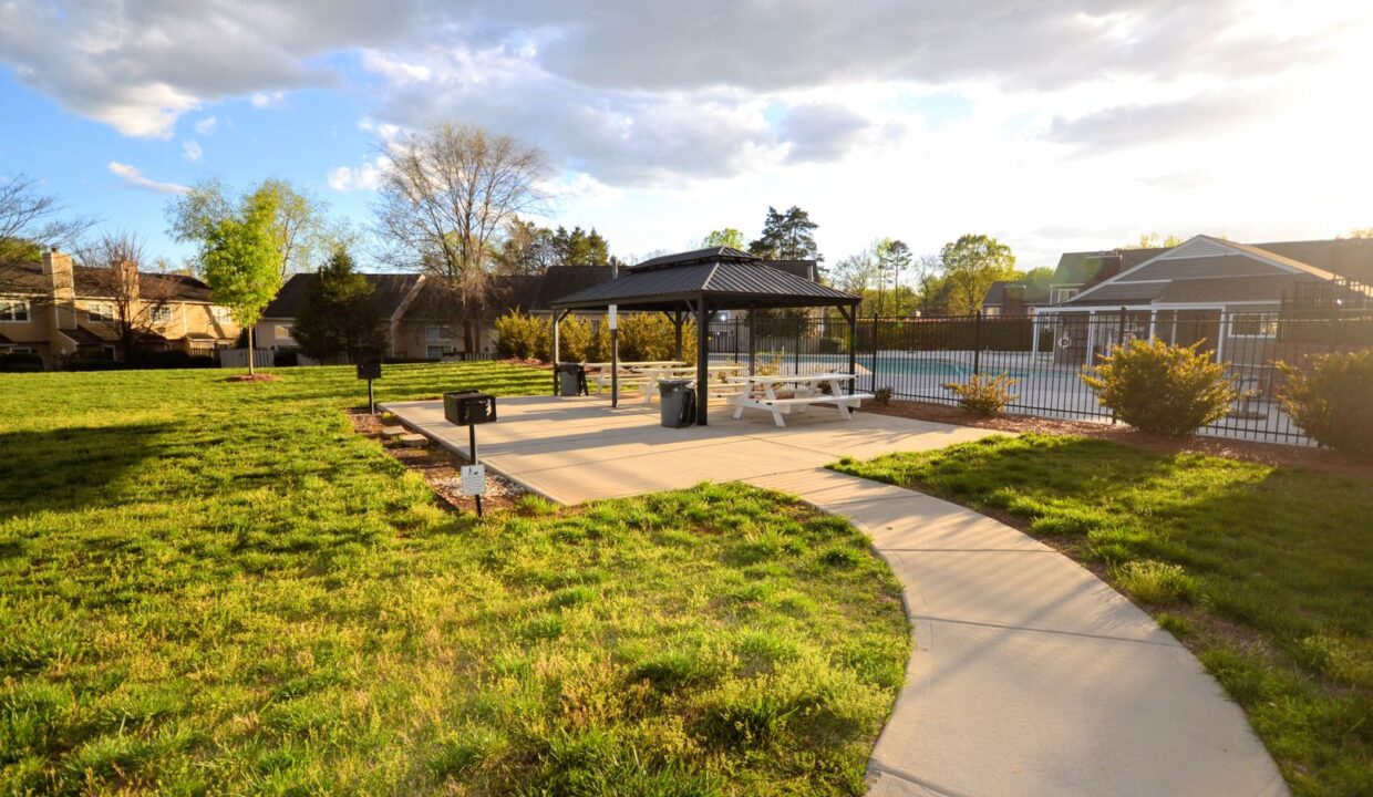 3009-Heathstead-Place-J-Charlotte-NC-28210-12