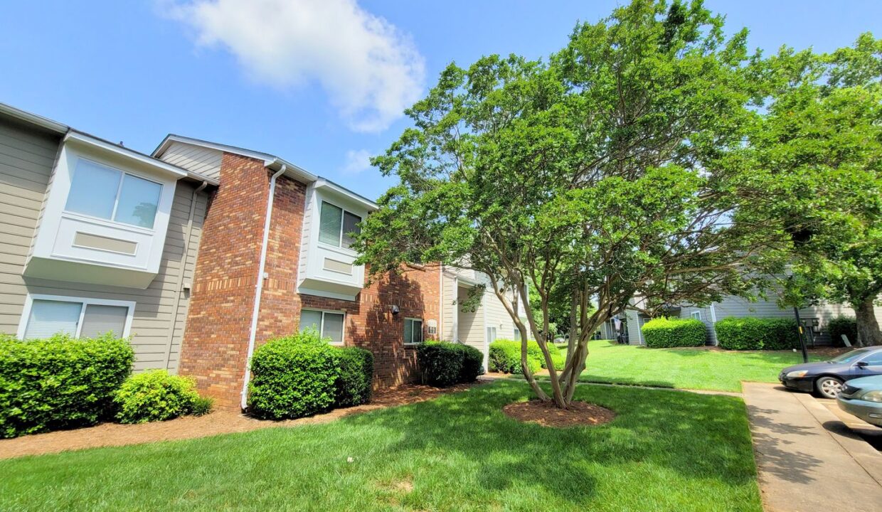 3009-Heathstead-Place-J-Charlotte-NC-28210-20