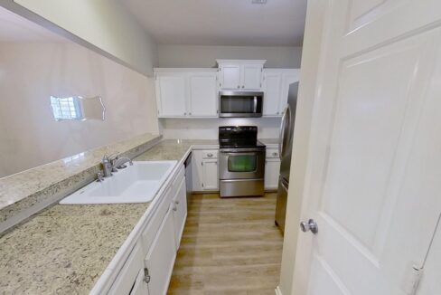 3200-Selwyn-Farms-Ln-2-Charlotte-NC-28209-17