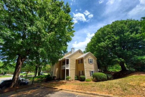 3200-Selwyn-Farms-Ln-2-Charlotte-NC-28209-19