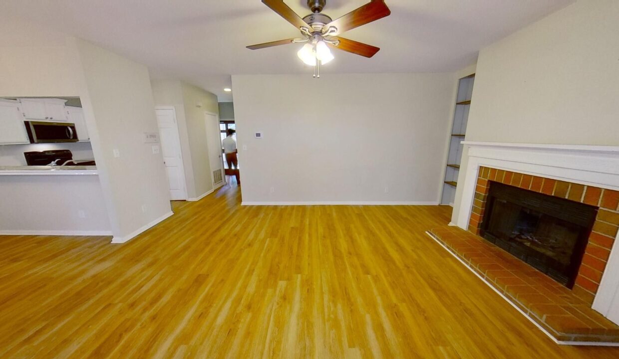 3200-Selwyn-Farms-Ln-2-Charlotte-NC-28209-24