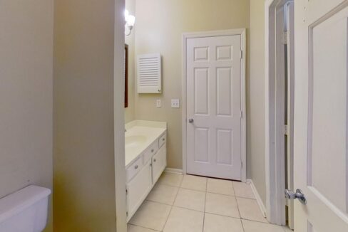 3200-Selwyn-Farms-Ln-2-Charlotte-NC-28209-32