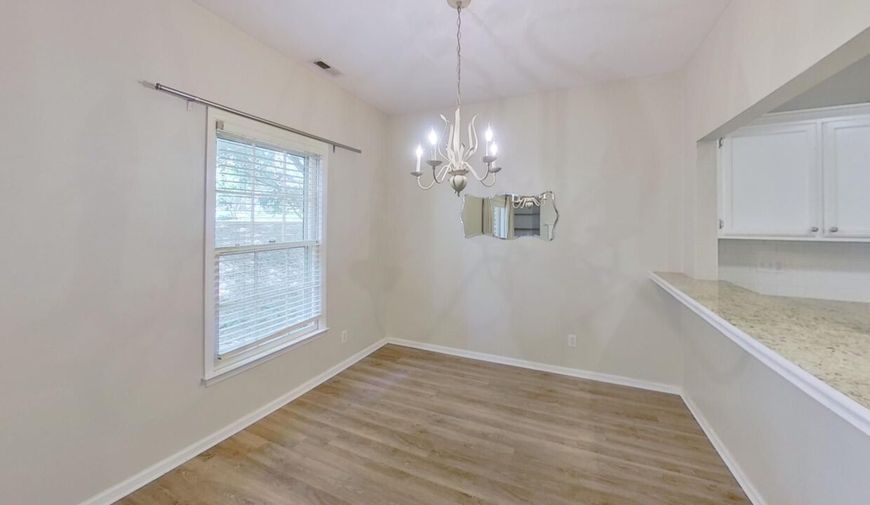3200-Selwyn-Farms-Ln-2-Charlotte-NC-28209-33