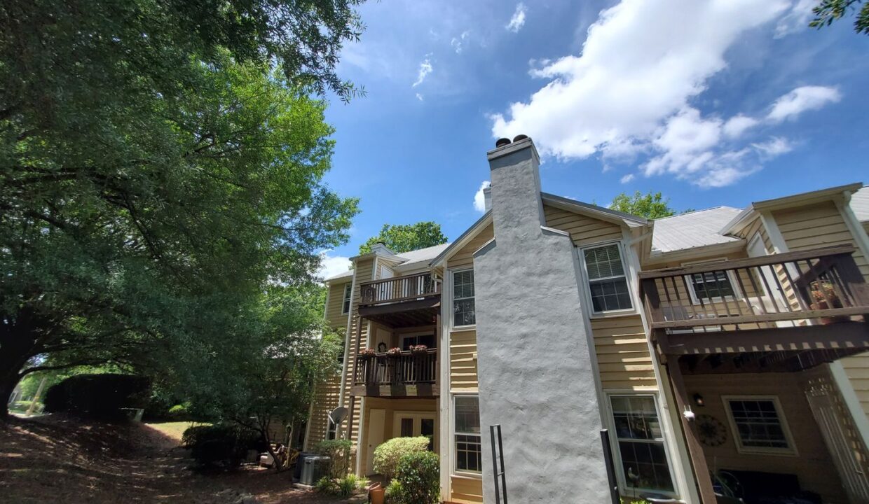 3200-Selwyn-Farms-Ln-2-Charlotte-NC-28209-5