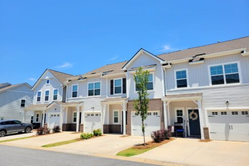 327-Hollenbeck-Pl-Greenville-SC-29607-11