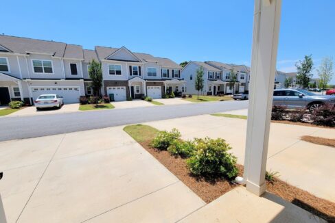 327-Hollenbeck-Pl-Greenville-SC-29607-25
