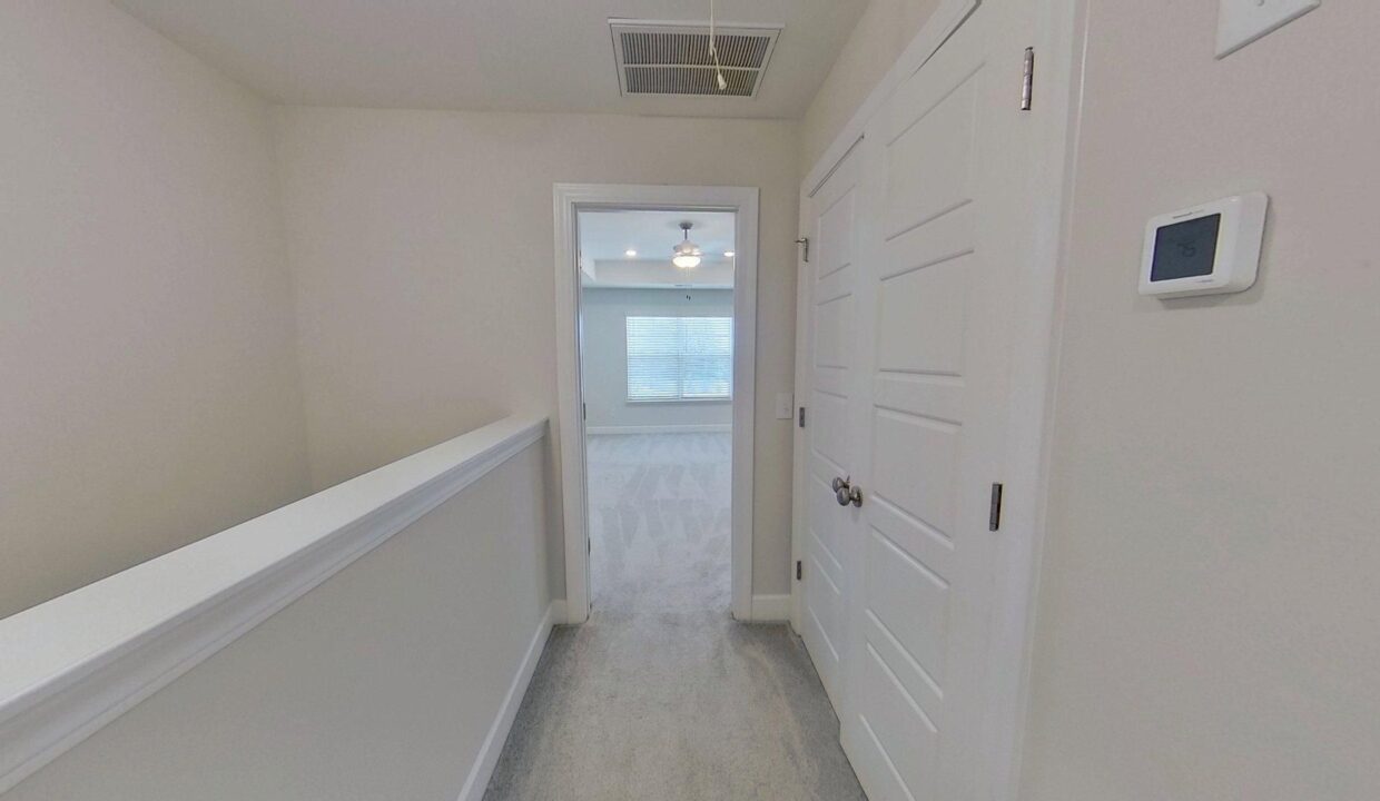 327-Hollenbeck-Pl-Greenville-SC-29607-32