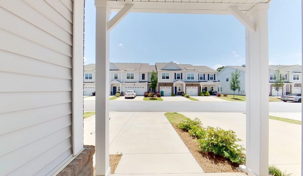 327-Hollenbeck-Pl-Greenville-SC-29607-33