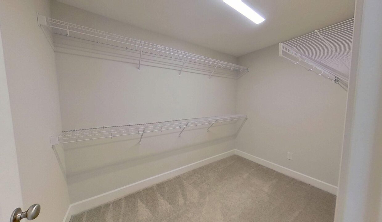 327-Hollenbeck-Pl-Greenville-SC-29607-36