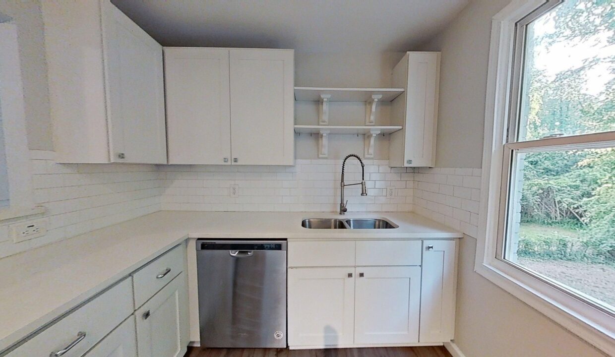 332-Angier-Ave-Raleigh-NC-27610-17