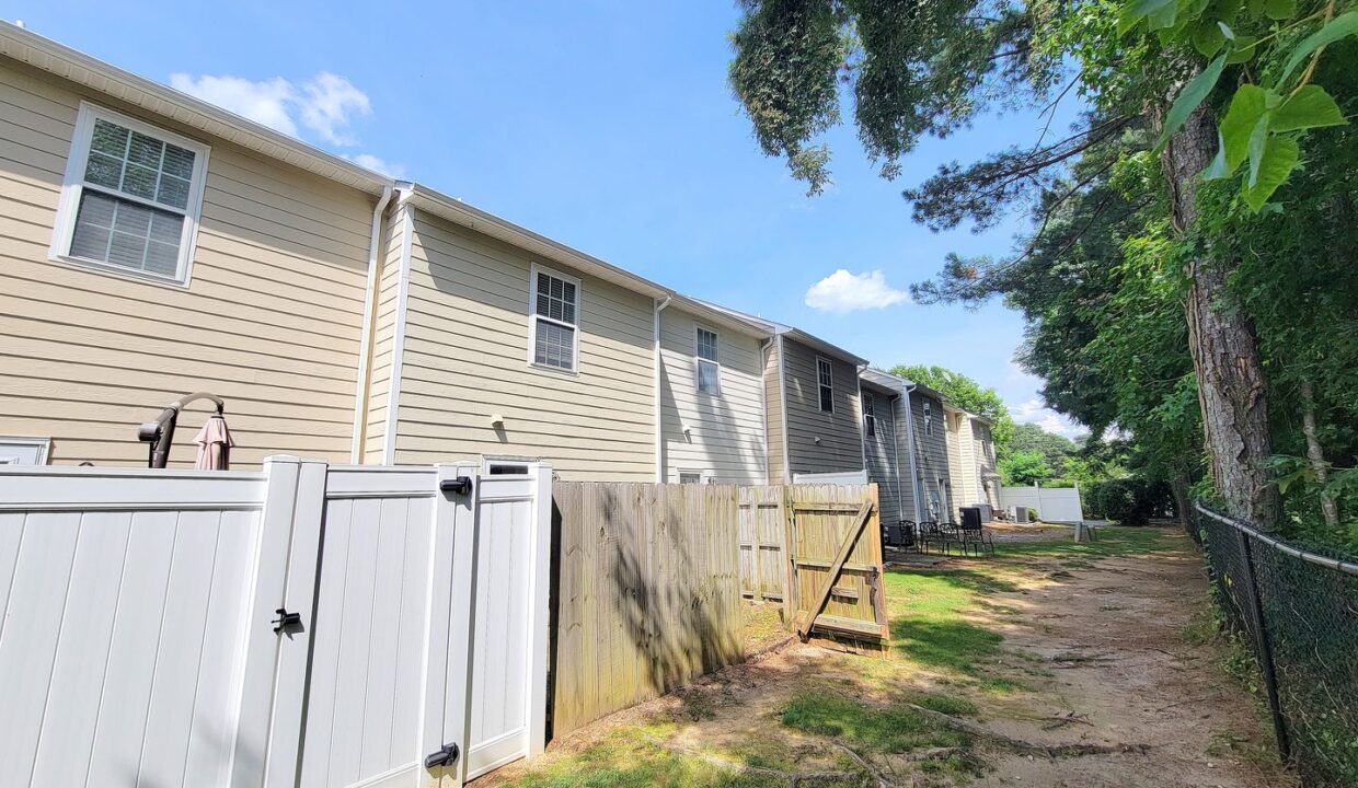 38-Cheltenham-Dr-Clayton-NC-27520-7