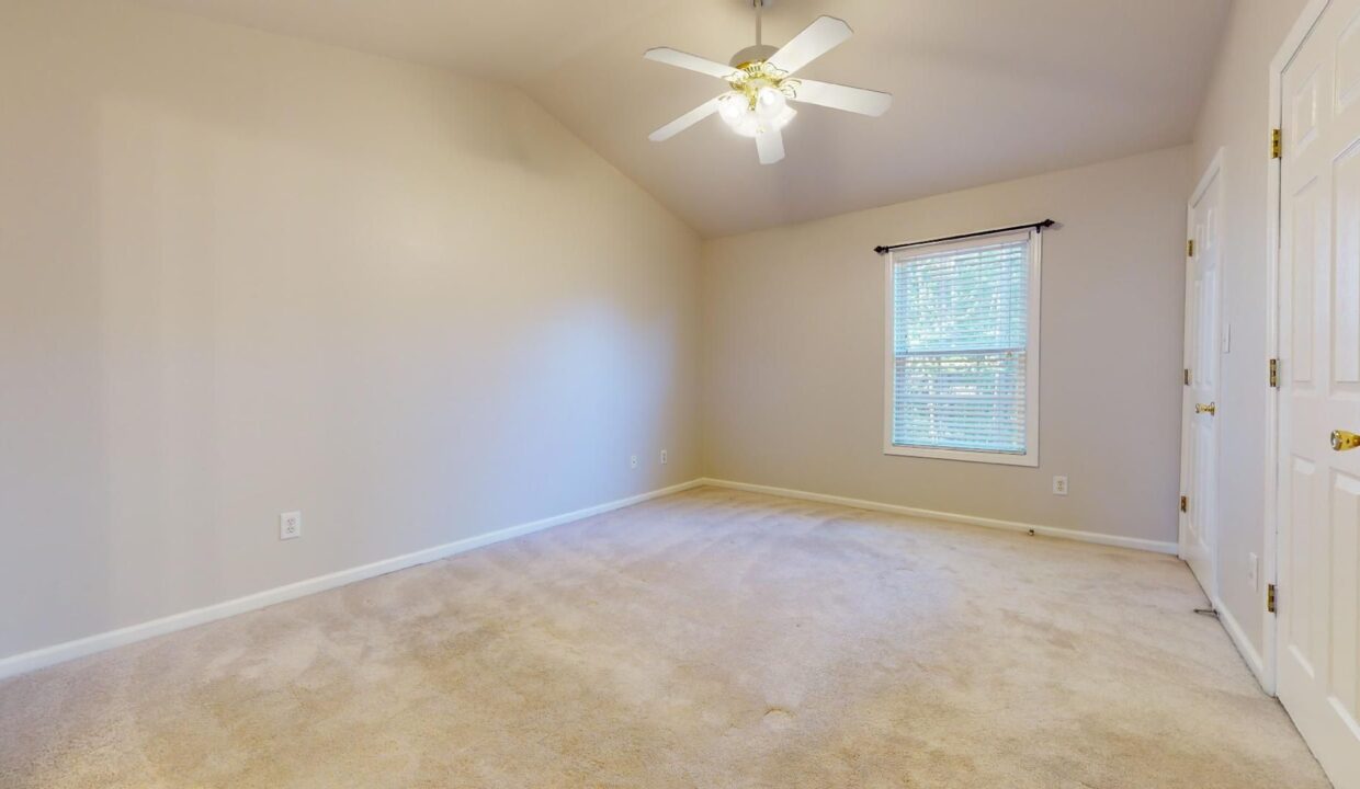 38-Cheltenham-Dr-Clayton-NC-27520-7
