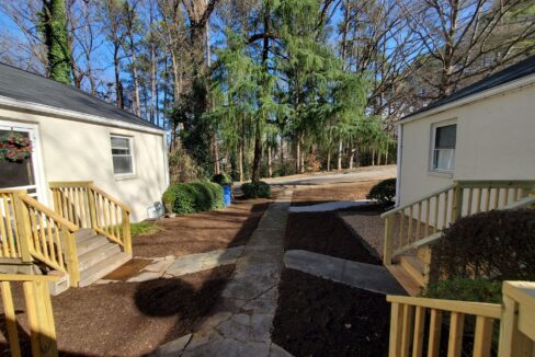 405-Gardner-St-Raleigh-NC-27607-16