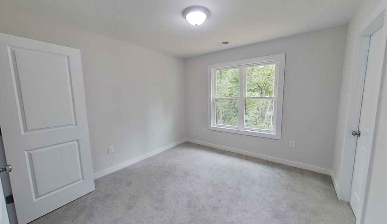 4110-Whispering-Oaks-Dr-Charlotte-NC-28213-13