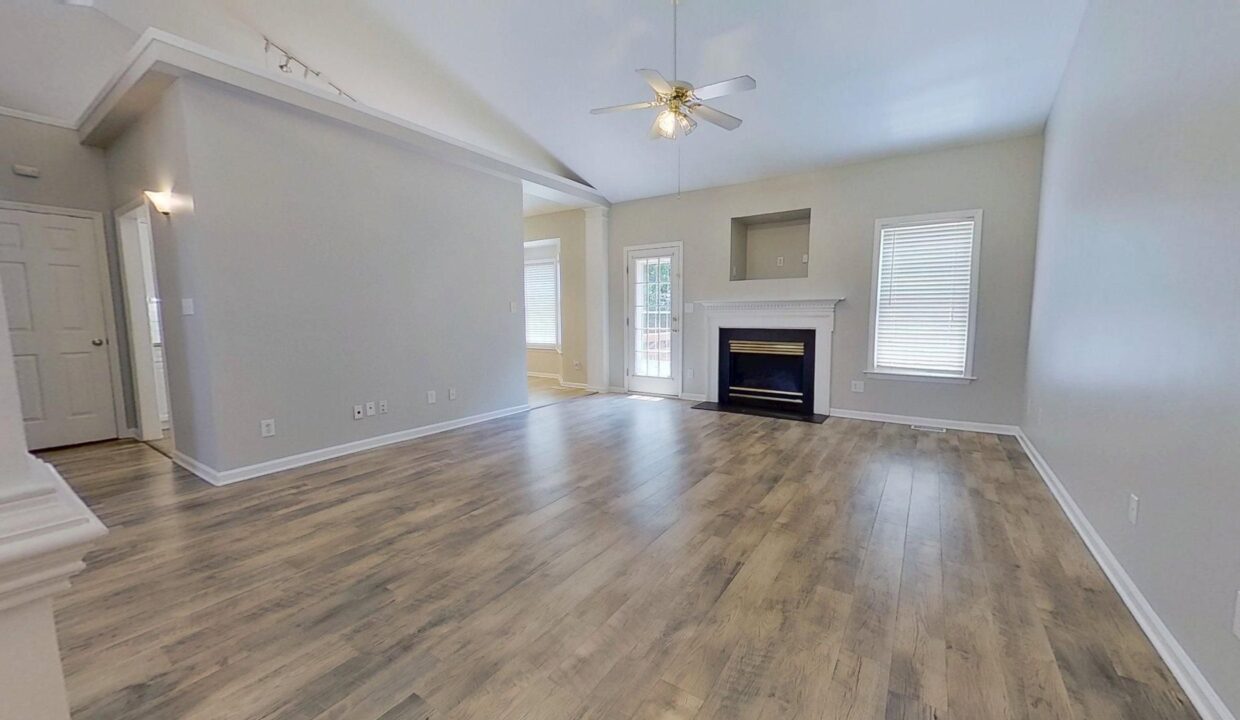 4130-Birchgarden-Dr-High-Point-NC-27265-13