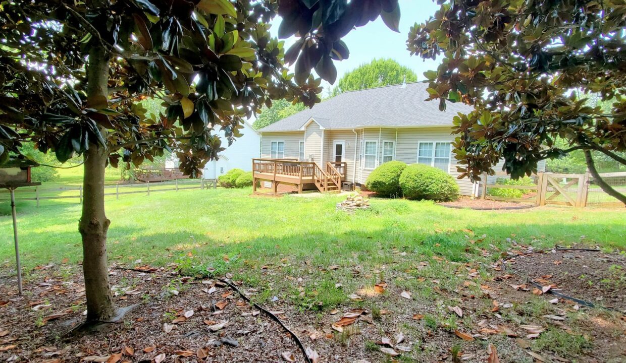 4130-Birchgarden-Dr-High-Point-NC-27265-15