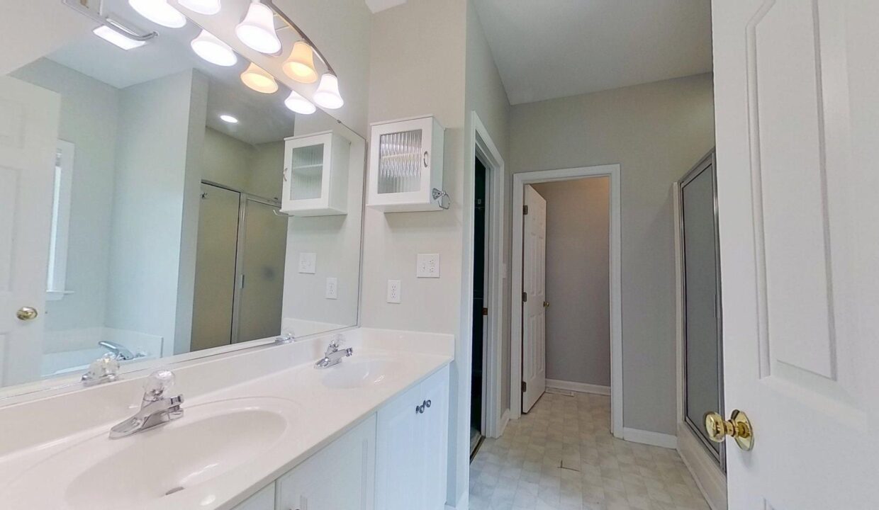 4130-Birchgarden-Dr-High-Point-NC-27265-18