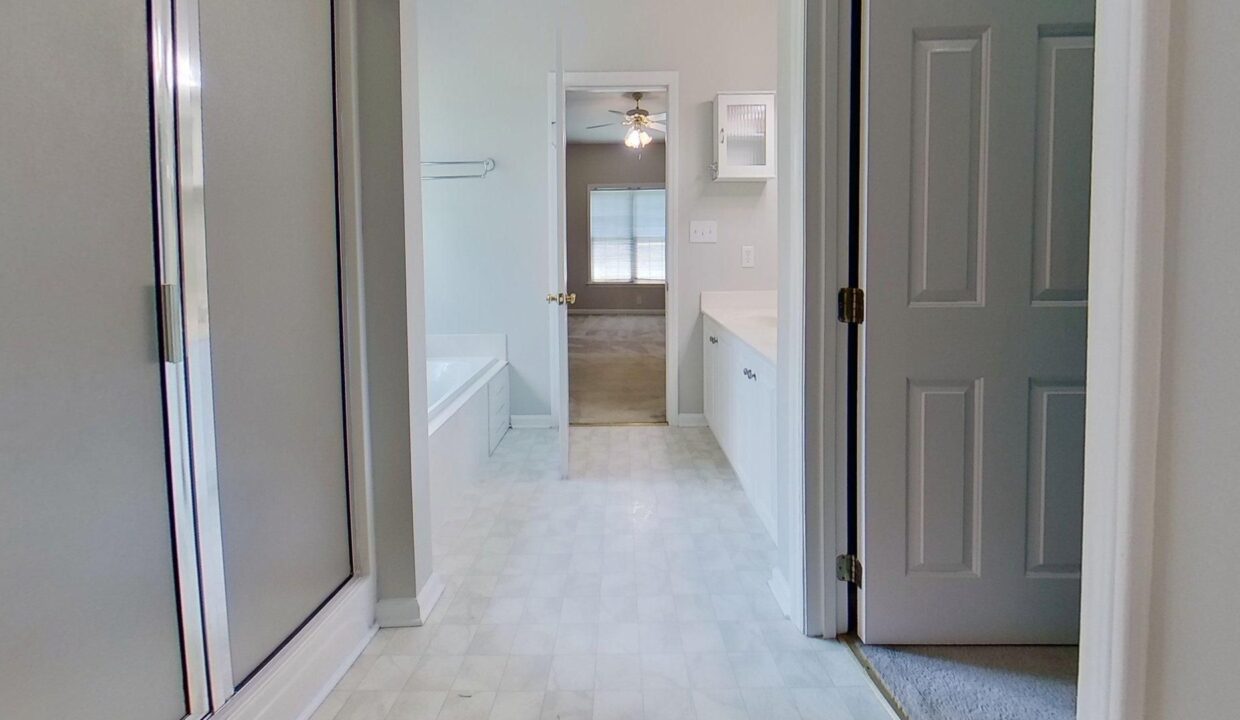 4130-Birchgarden-Dr-High-Point-NC-27265-27