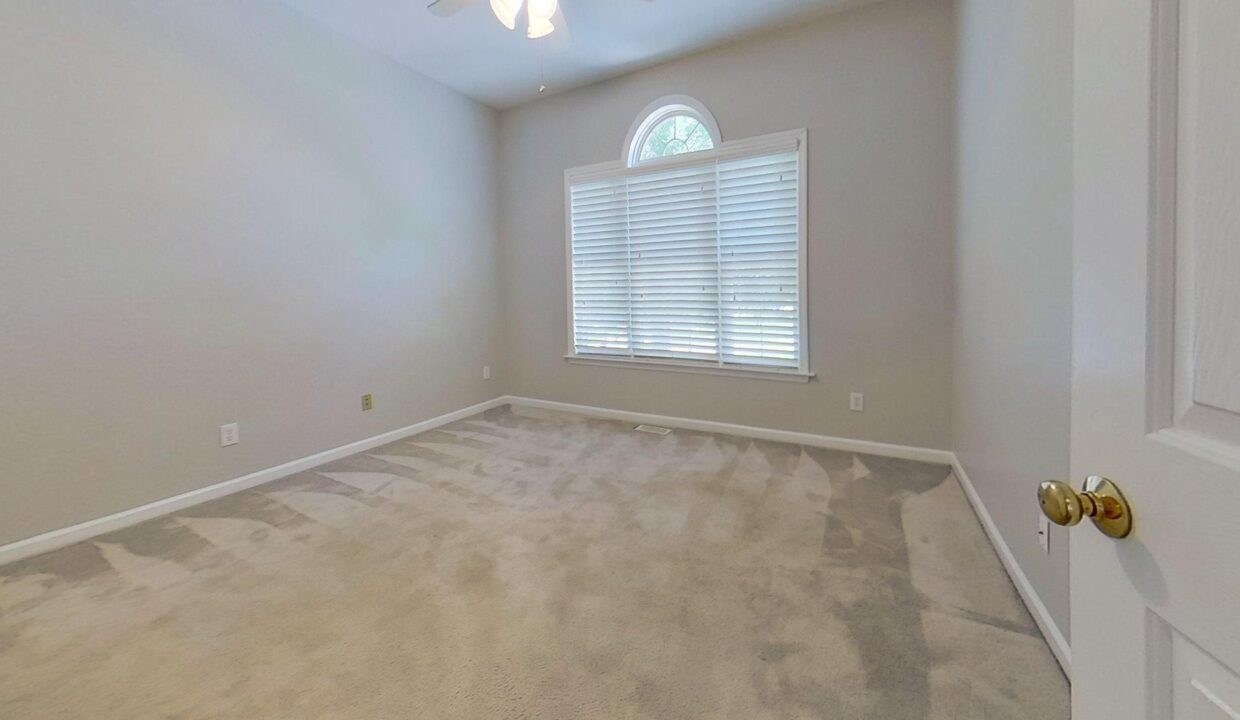 4130-Birchgarden-Dr-High-Point-NC-27265-29