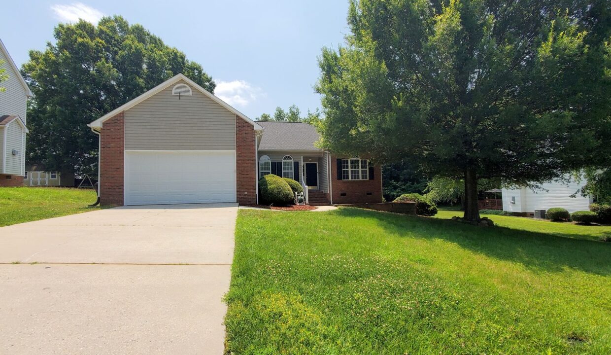 4130-Birchgarden-Dr-High-Point-NC-27265-9