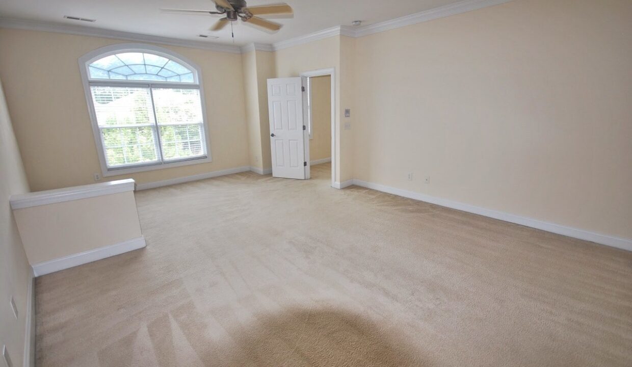 414-Longford-Ct-Durham-NC-27713-18